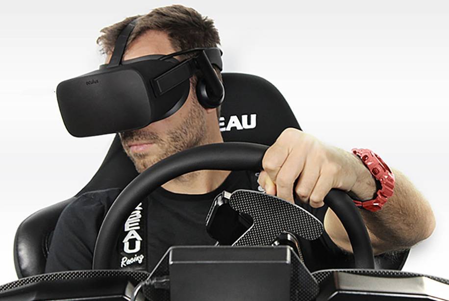 Pro Racers Now Use the Realistic Motion Pro II VR Simulator to Train – Robb  Report